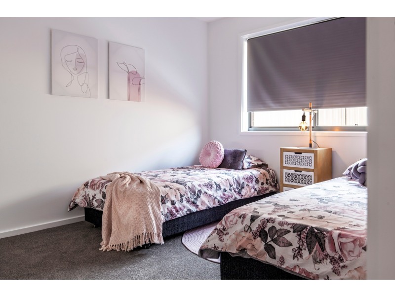 15 Jardine Road, Sunshine Bay NSW 2536