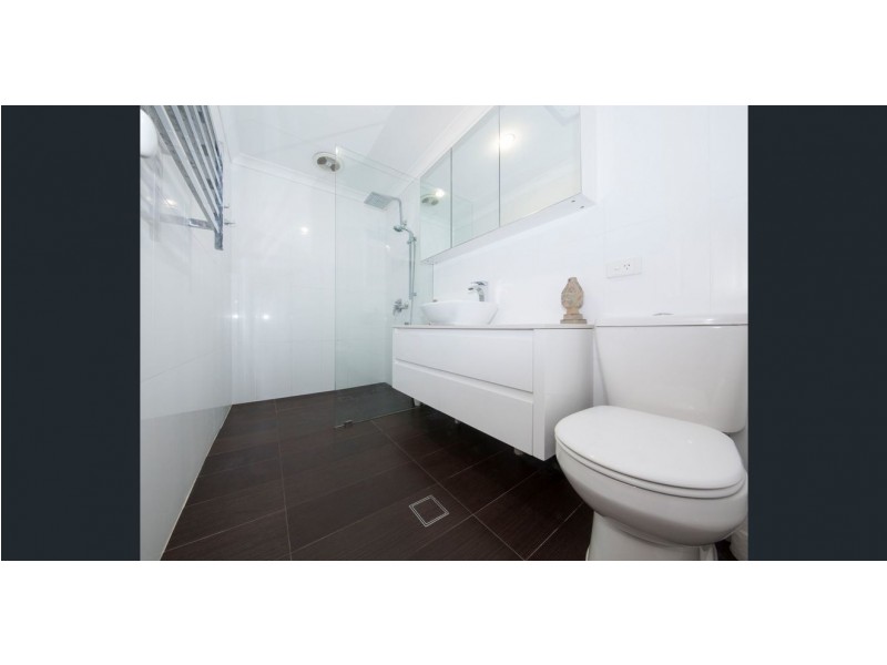 2/7 Tyler Street, Joondanna WA 6060