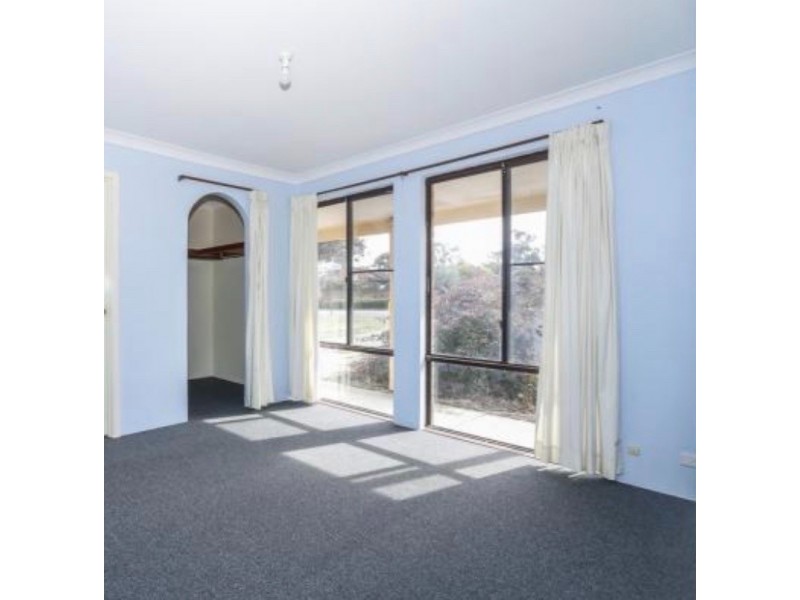 26 Regal Drive, Thornlie WA 6108