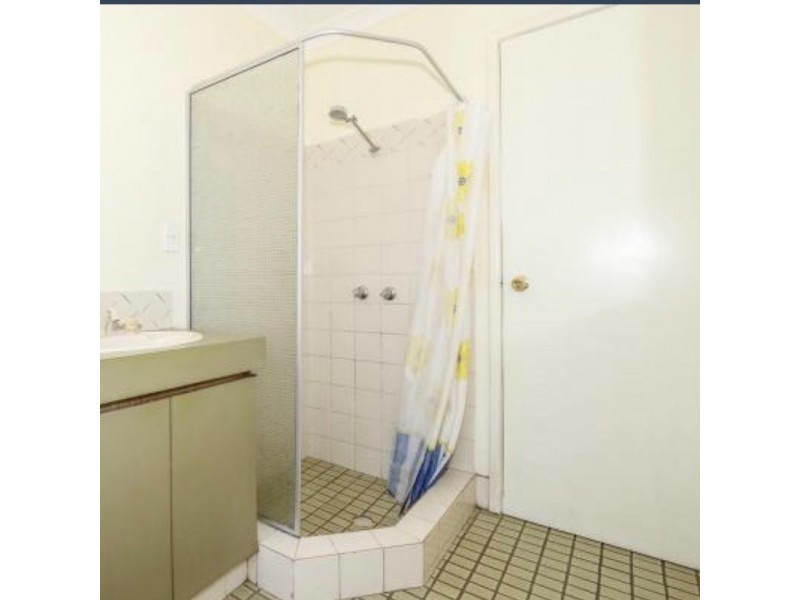 26 Regal Drive, Thornlie WA 6108