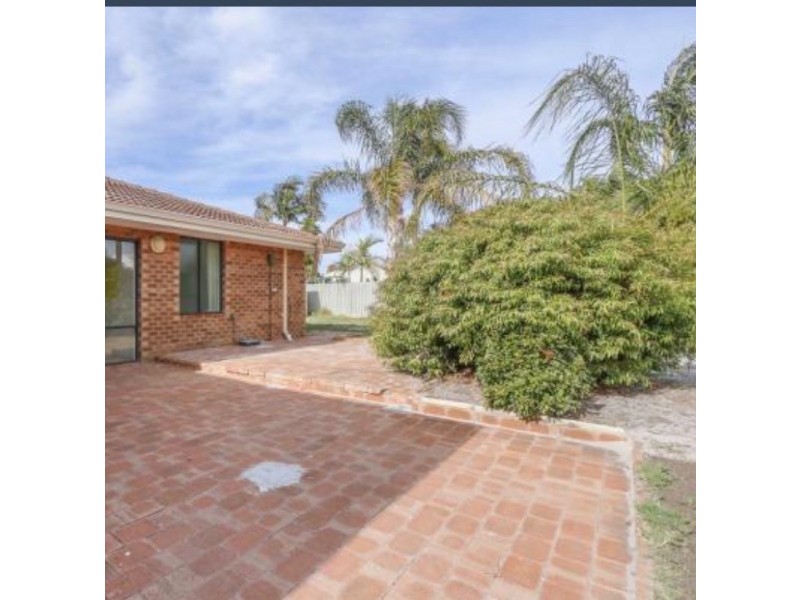 26 Regal Drive, Thornlie WA 6108