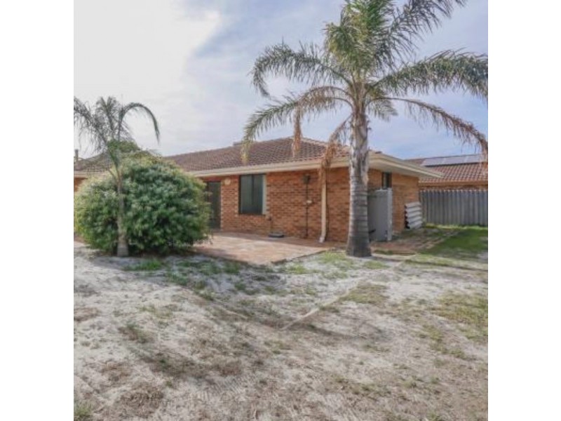 26 Regal Drive, Thornlie WA 6108