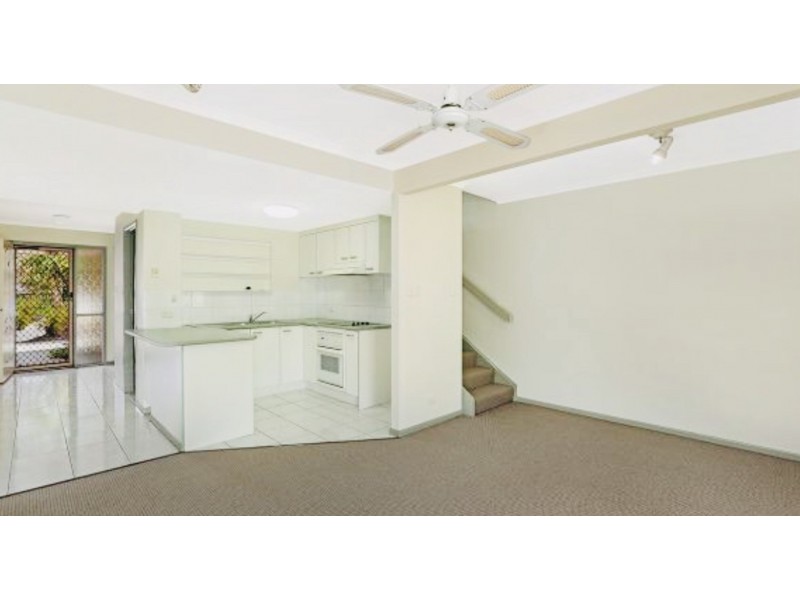 4/5 Yallanga Place, Mooloolaba QLD 4557