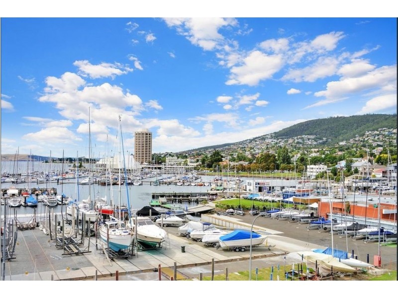 10/50 Marieville Esplanade, Sandy Bay TAS 7005