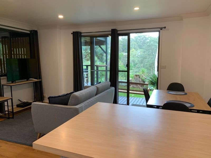 40 Cabbage Tree Avenue, Avoca Beach NSW 2251