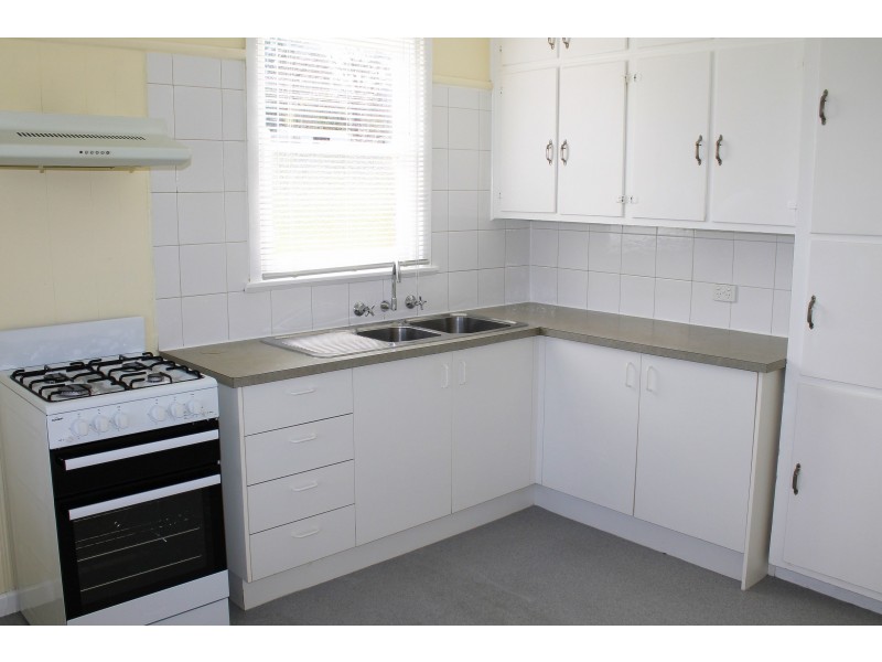 24 Lilly Pilly Avenue, Doveton VIC 3177