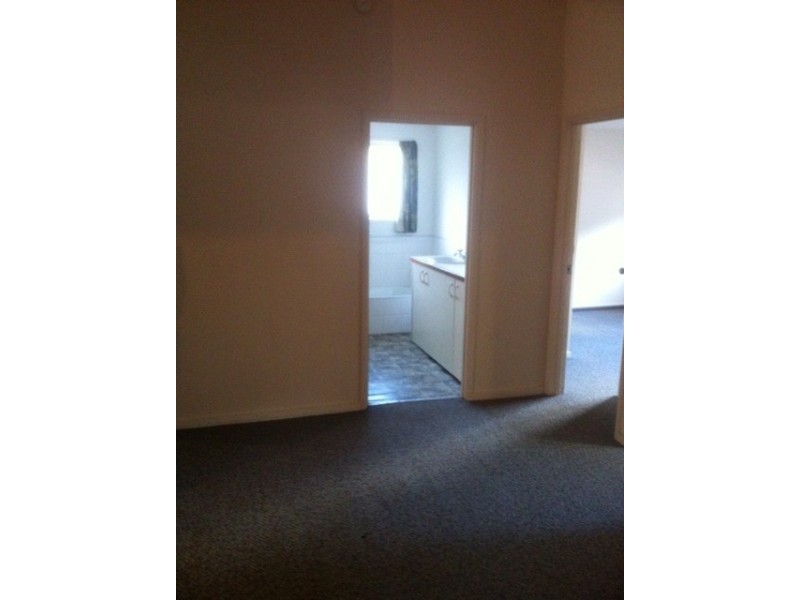 2/1 Kenilworth Avenue, Frankston VIC 3199