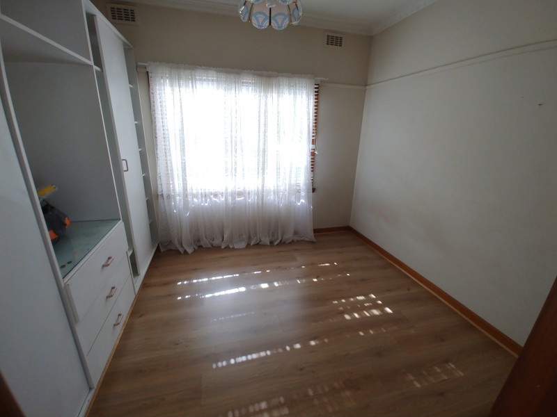 34 Canterbury Street, Deer Park VIC 3023