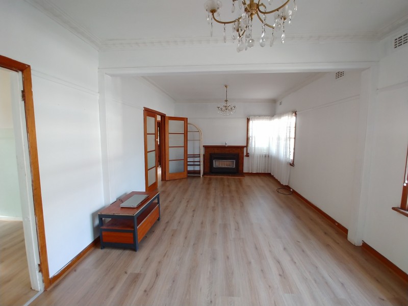 34 Canterbury Street, Deer Park VIC 3023