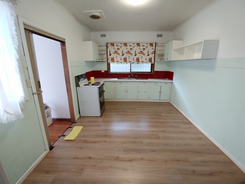 34 Canterbury Street, Deer Park VIC 3023