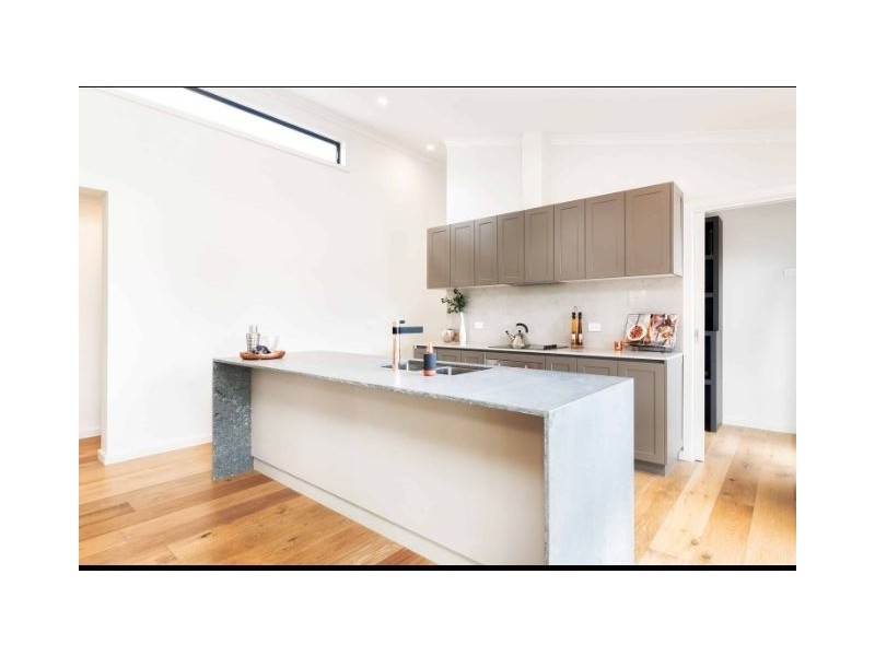 102 Station Road West, Norwood TAS 7250