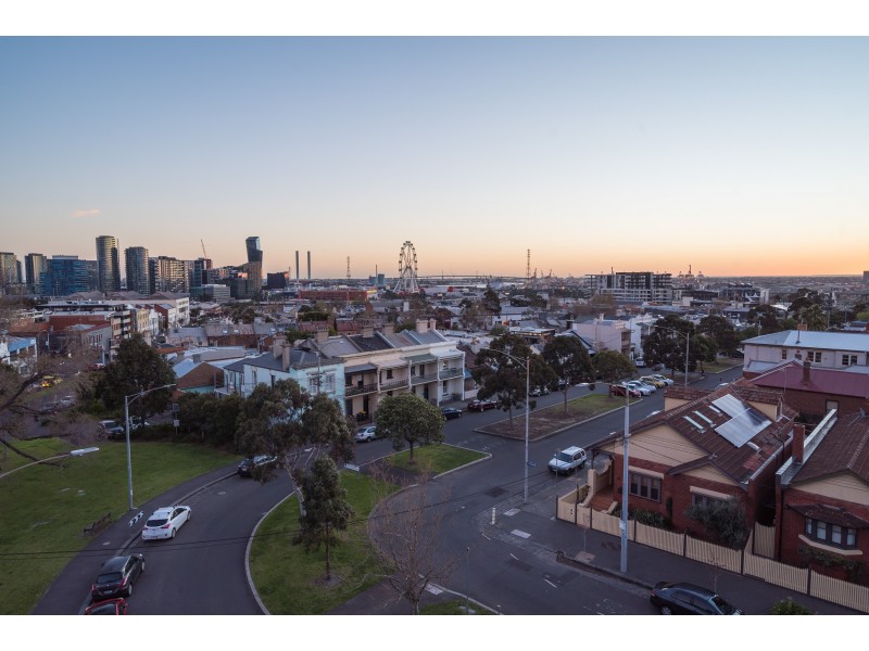 18 Curzon Street, West Melbourne VIC 3003