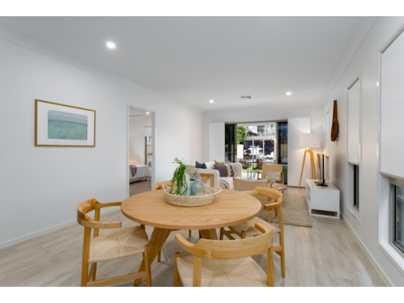 5 Third Avenue, Scarborough QLD 4020