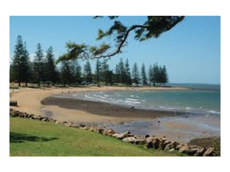 5 Third Avenue, Scarborough QLD 4020