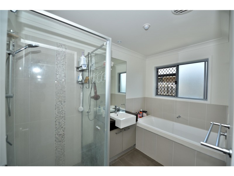 30 Rowe Crescent, Thornlands QLD 4164