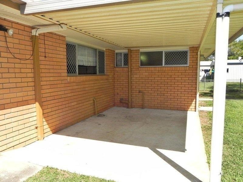 4 Montgomery Crescent, Golden Beach QLD 4551