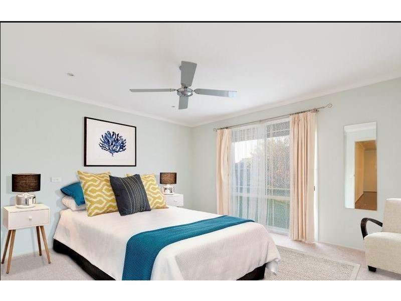 56 May Gibbs Crescent, Lynbrook VIC 3975