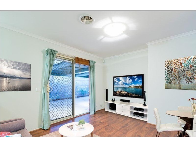 56 May Gibbs Crescent, Lynbrook VIC 3975