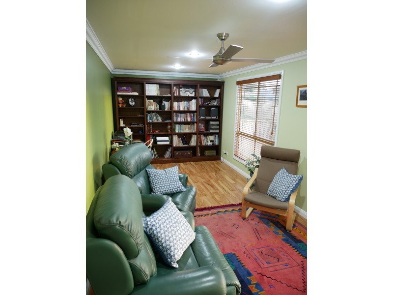 200 Freemans Drive, Morisset NSW 2264