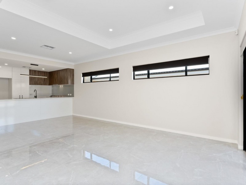 1C Currong Way, Nollamara WA 6061