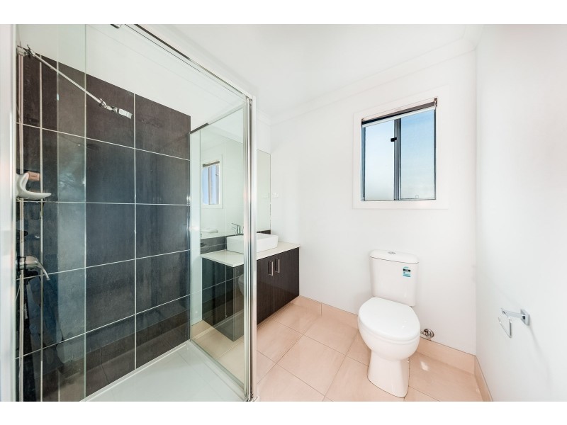 42 Dodson Road, Officer VIC 3809