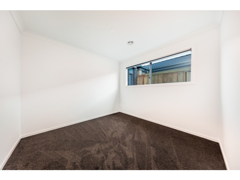 42 Dodson Road, Officer VIC 3809