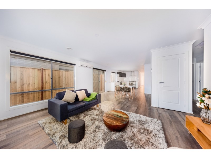 42 Dodson Road, Officer VIC 3809