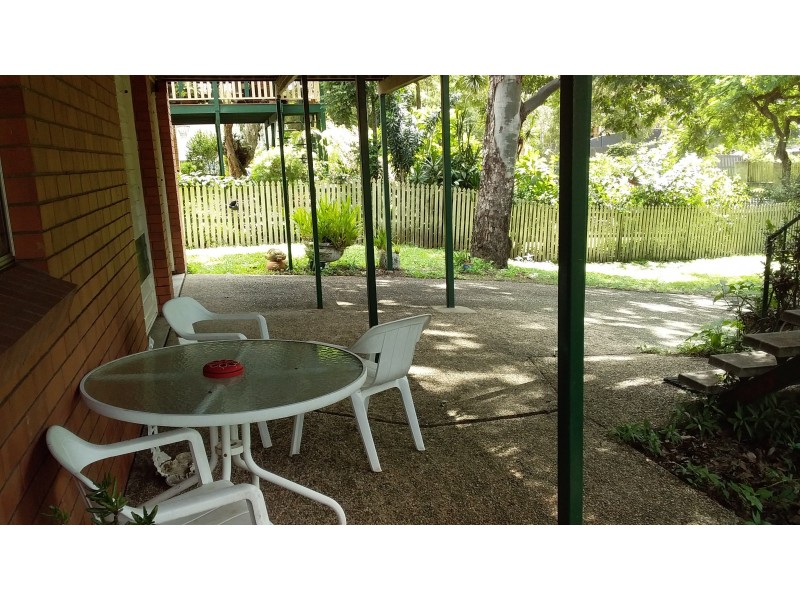 5 Brinkworth Place, Indooroopilly QLD 4068