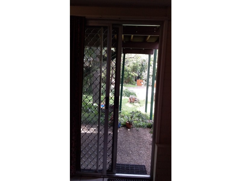 5 Brinkworth Place, Indooroopilly QLD 4068