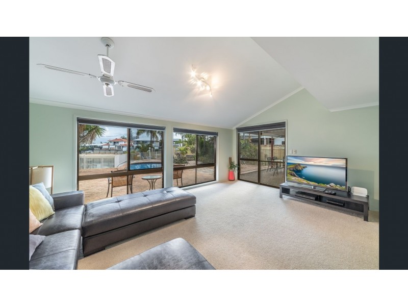 42 Merrimac Boulevard, Broadbeach Waters QLD 4218