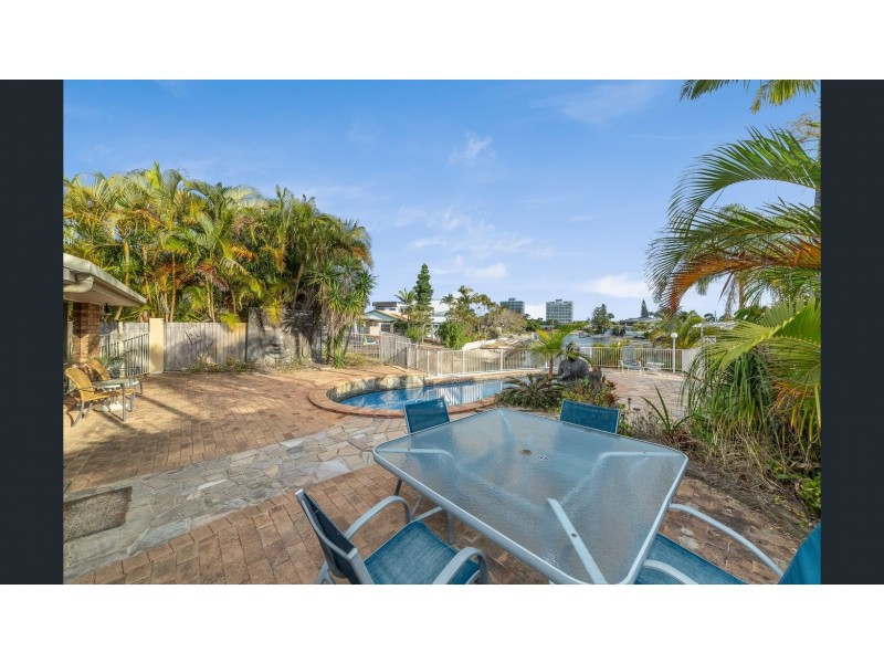 42 Merrimac Boulevard, Broadbeach Waters QLD 4218