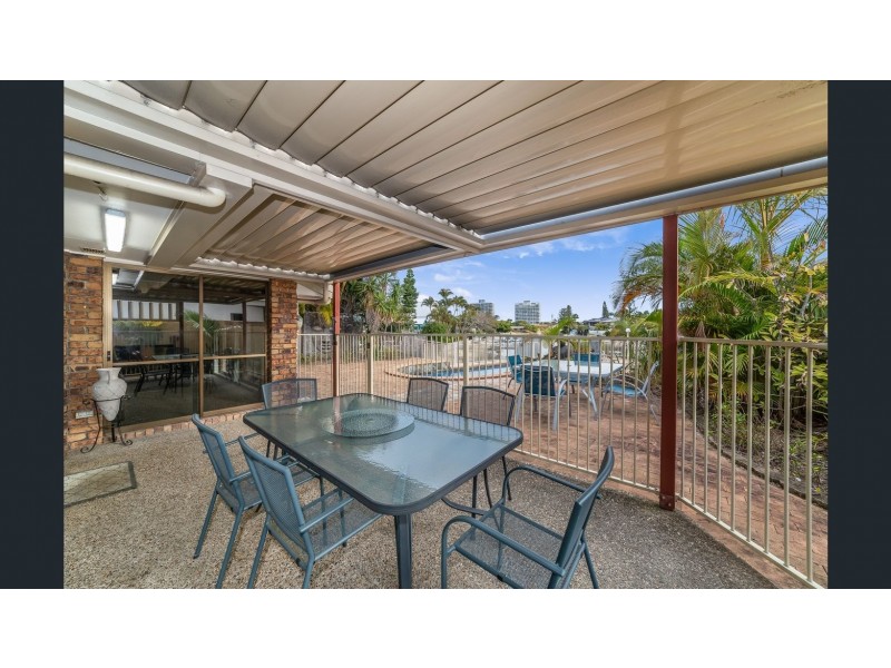 42 Merrimac Boulevard, Broadbeach Waters QLD 4218