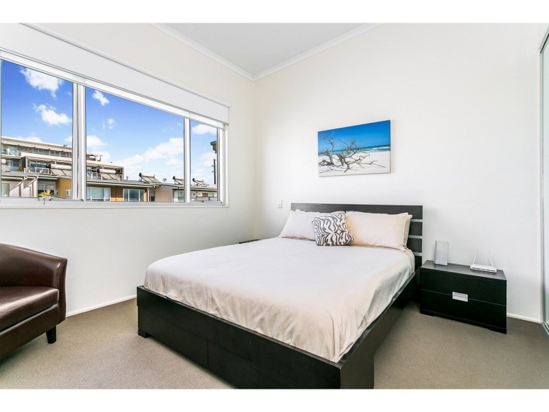 4 Kudlyo Close, New Port SA 5015