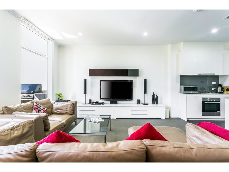 4 Kudlyo Close, New Port SA 5015