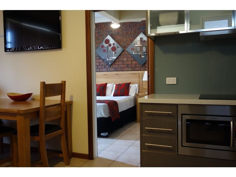 10 Marion Street, Glenelg SA 5045