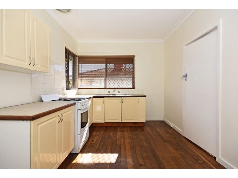 14 Gamage Way, Lockridge WA 6054