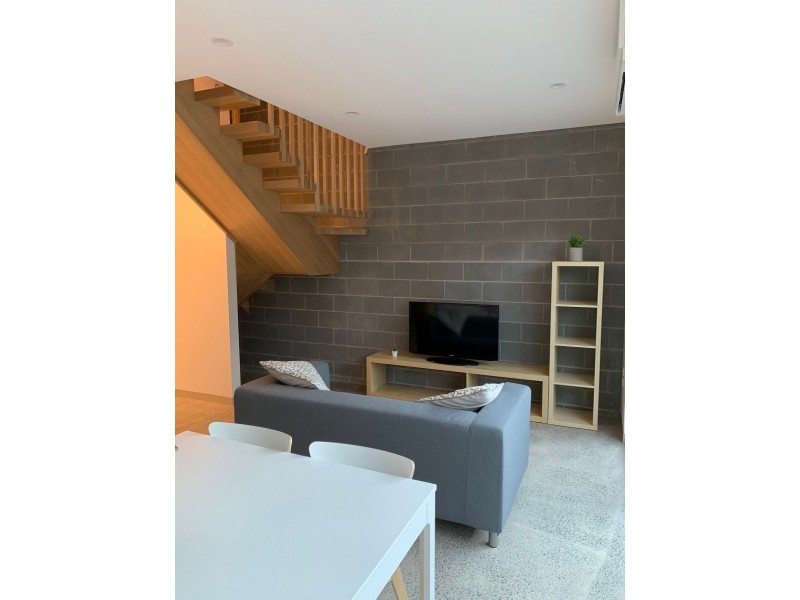 55 Gloucester Street, Reservoir VIC 3073