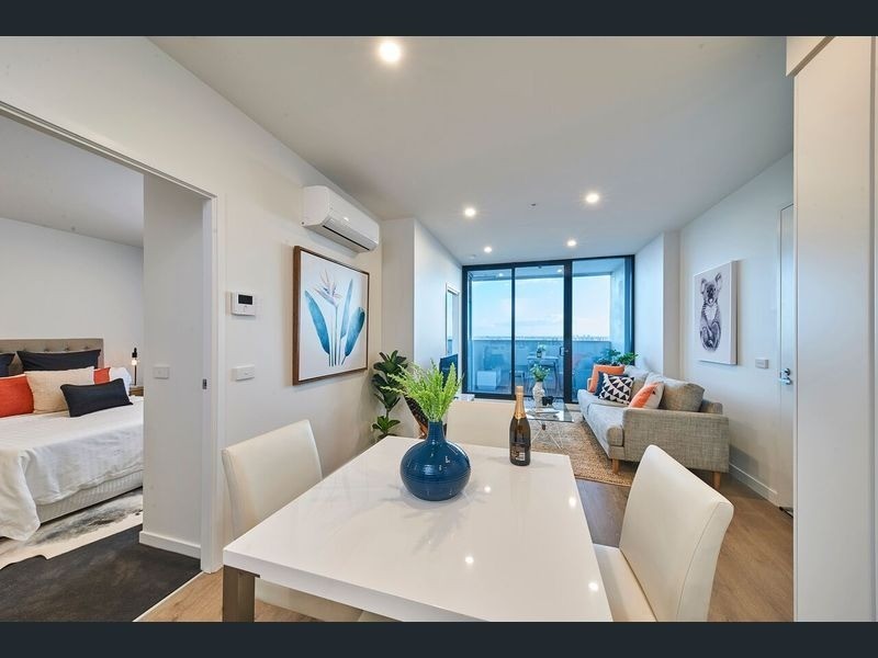 1901/89 Gladstone Street, South Melbourne VIC 3205