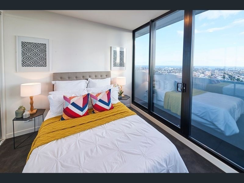 1901/89 Gladstone Street, South Melbourne VIC 3205