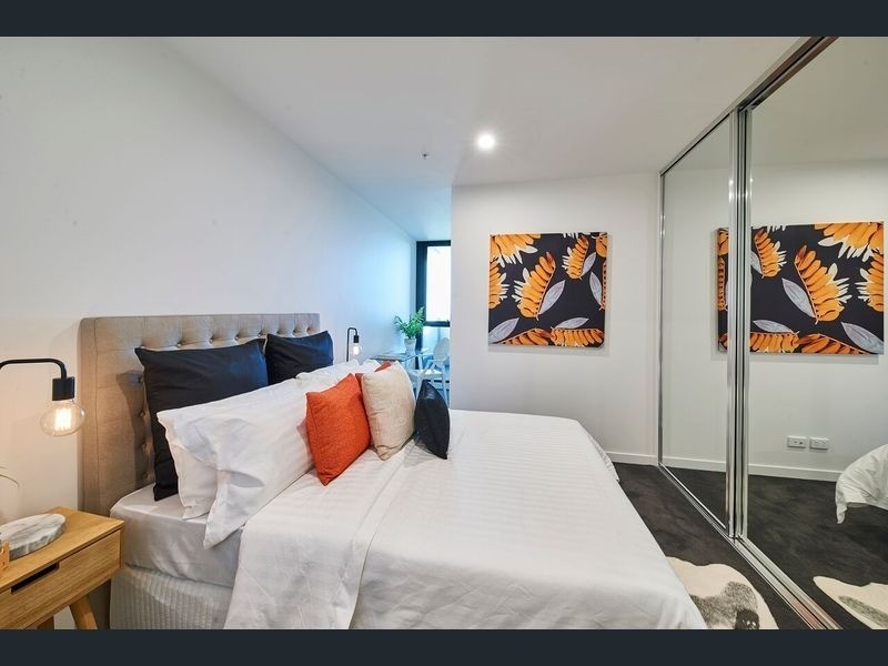 1901/89 Gladstone Street, South Melbourne VIC 3205