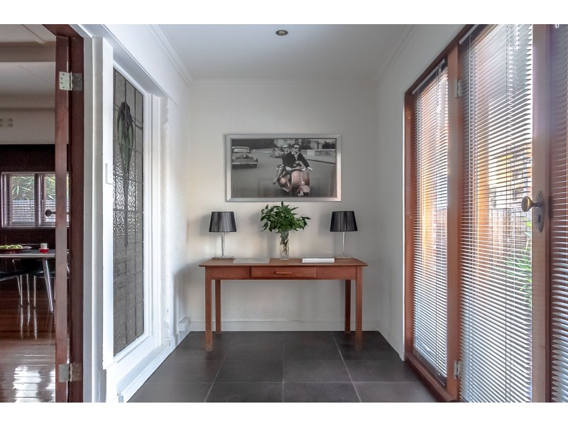 1/50 Waterloo Crescent, St Kilda VIC 3182