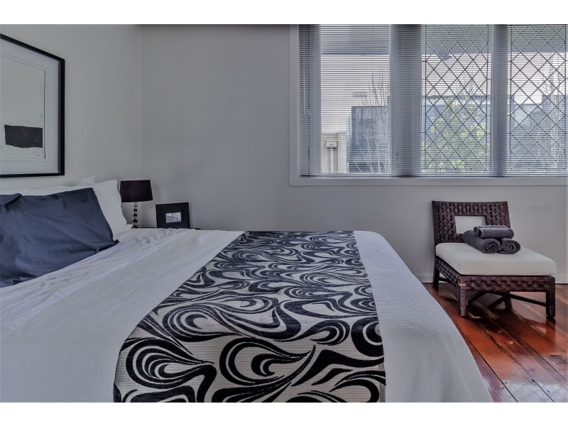 2/50 Waterloo Crescent, St Kilda VIC 3182