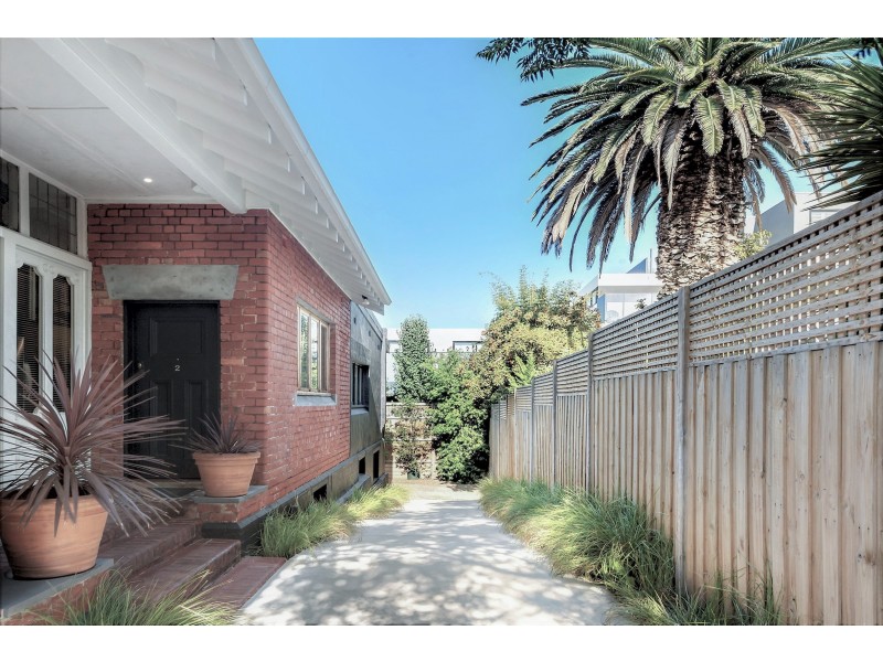 2/50 Waterloo Crescent, St Kilda VIC 3182