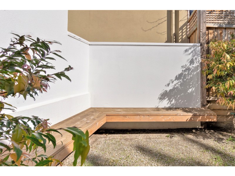 2/50 Waterloo Crescent, St Kilda VIC 3182