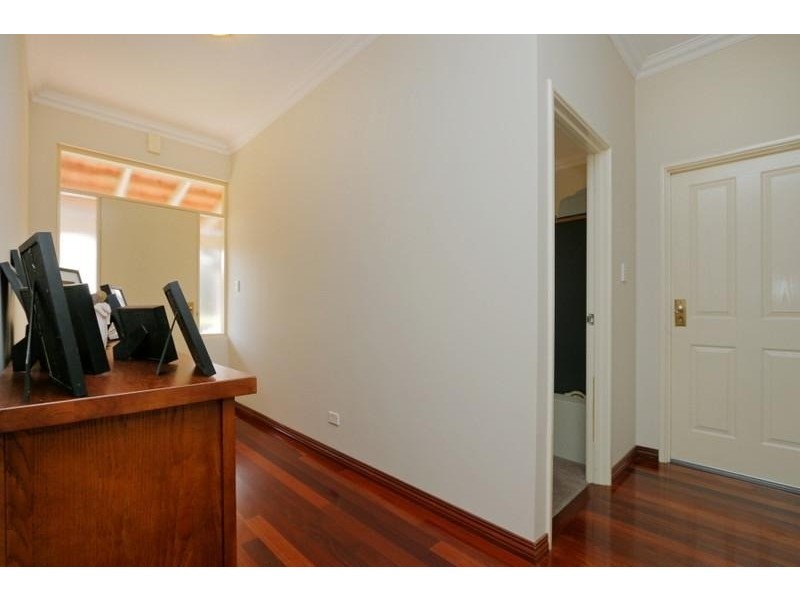 16 Swiftlet Way, Gwelup WA 6018