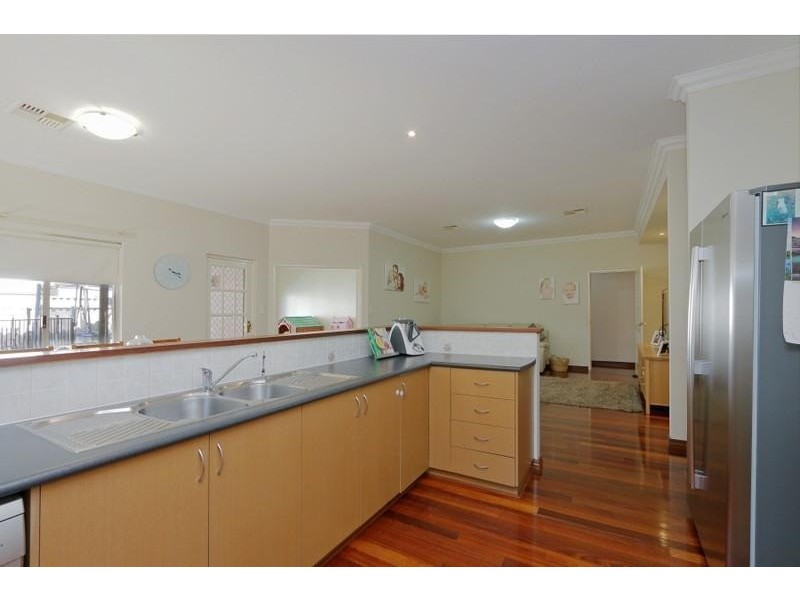 16 Swiftlet Way, Gwelup WA 6018
