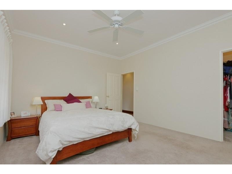 16 Swiftlet Way, Gwelup WA 6018