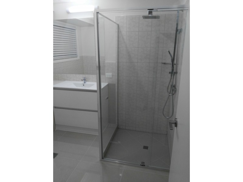 21 KURRAWA AVE, Mermaid Waters QLD 4218