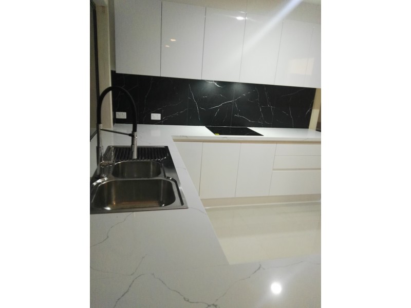 21 KURRAWA AVE, Mermaid Waters QLD 4218