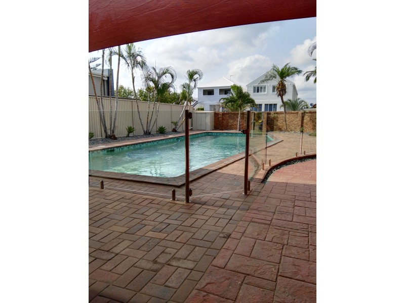 21 KURRAWA AVE, Mermaid Waters QLD 4218